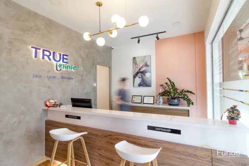 Close-up treatment visual for scars removal